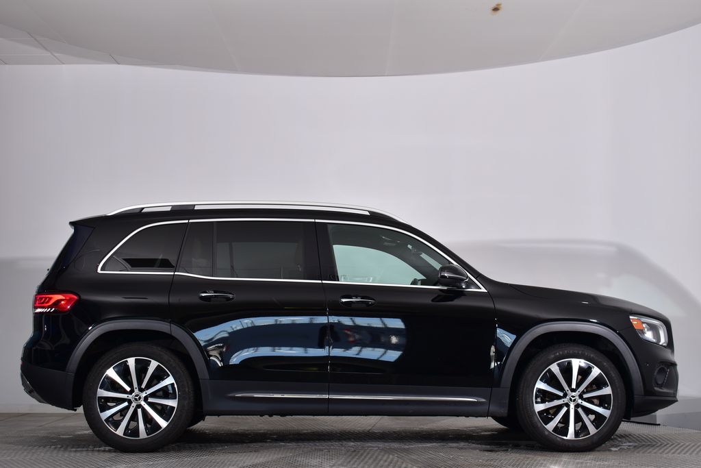 Thumbnail: 2021 Mercedes-Benz GLB - 6