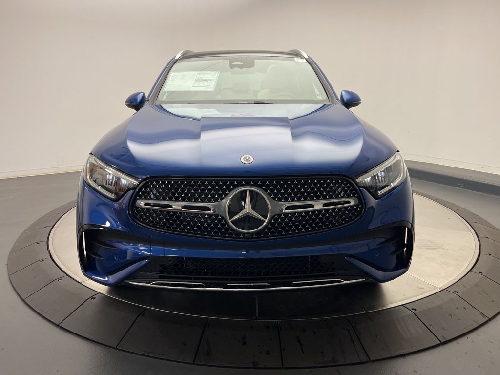 Thumbnail: 2026 Mercedes-Benz GLC - 2