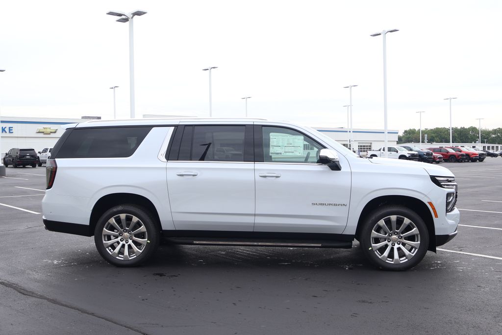 Thumbnail: 2026 Chevrolet Suburban - 9