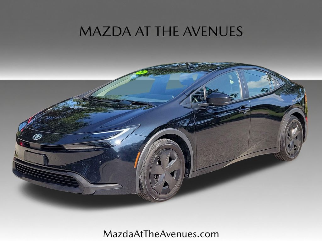 2024 Toyota Prius LE