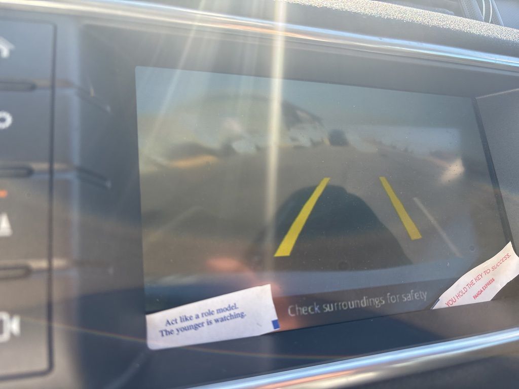 Thumbnail: 2019 Land Rover Range Rover Evoque - 10