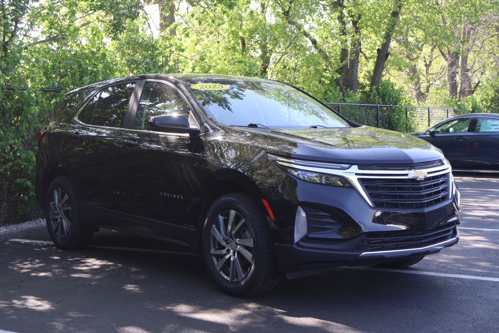 Thumbnail: 2023 Chevrolet Equinox - 13
