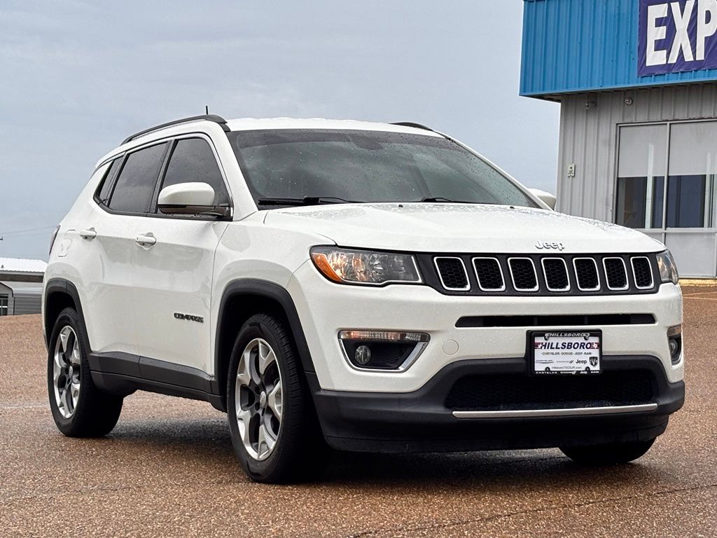 White Clearcoat 2020 Jeep Compass SUV / Crossover Front-Wheel Drive 6-Speed Automatic