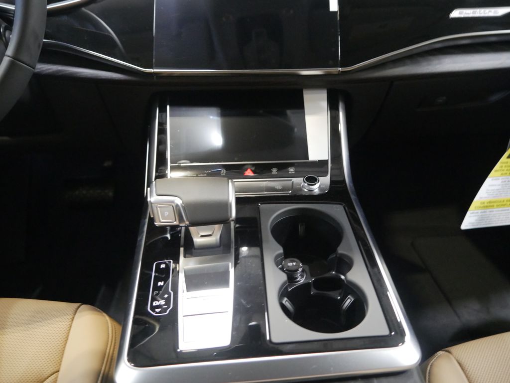 Thumbnail: 2026 Audi Q8 - 27