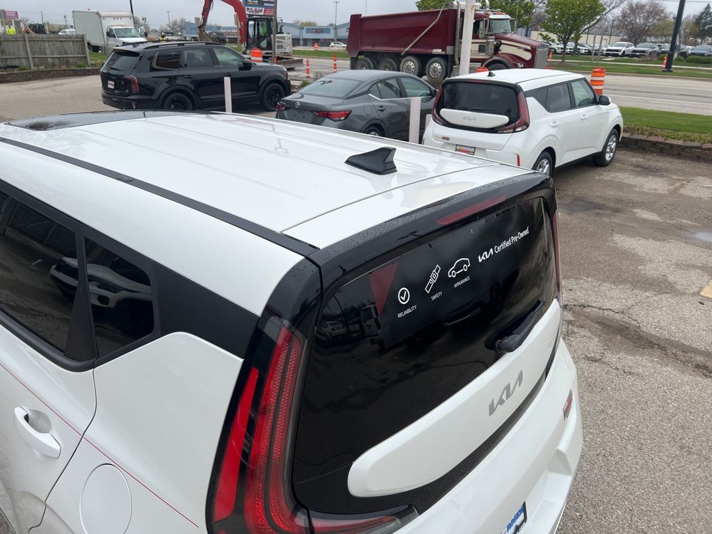 2023 Kia Soul GT-Line photo