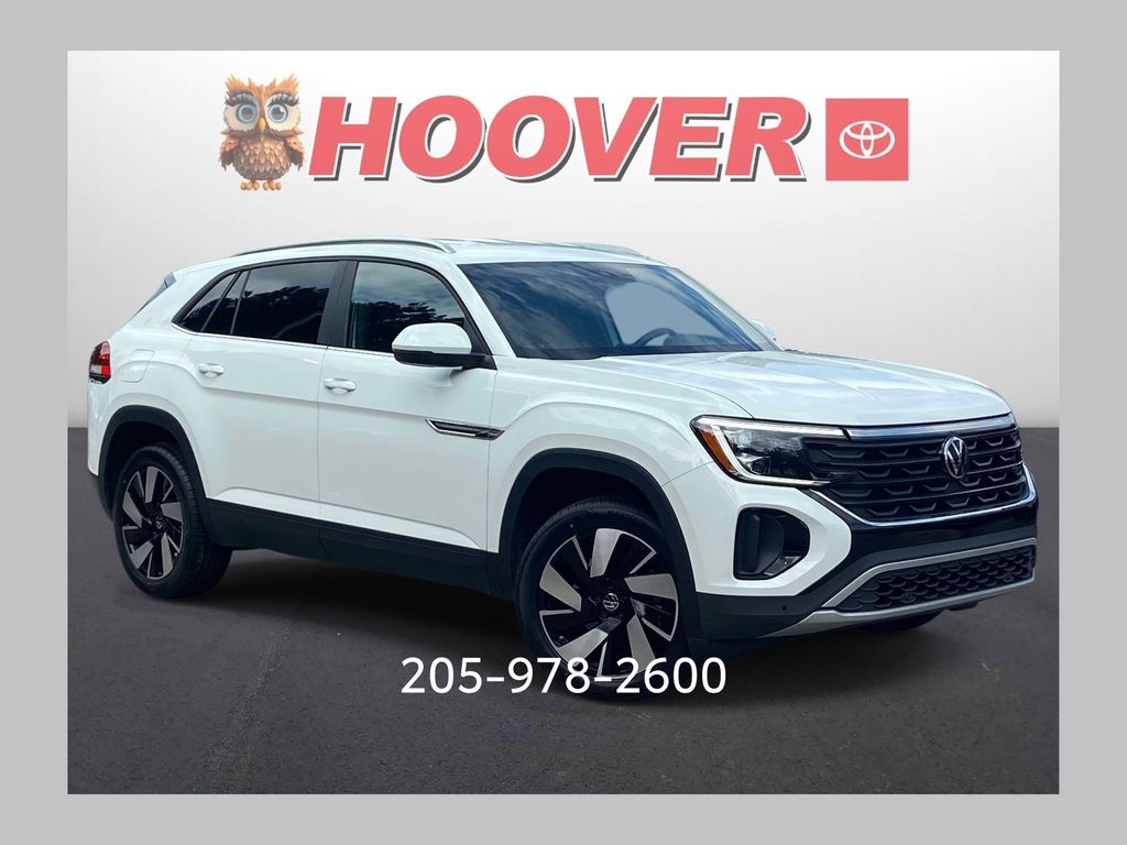 Pure White 2024 Volkswagen Atlas Cross Sport SUV / Crossover Front-Wheel Drive 8-Speed Automatic