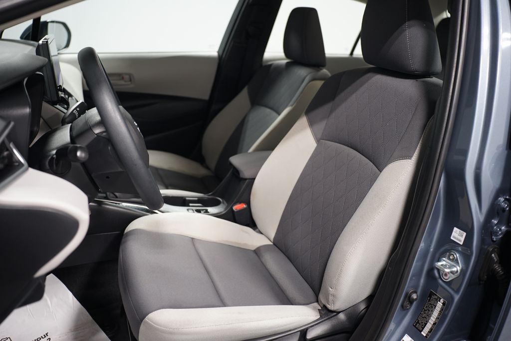 2024 Toyota Corolla LE 24