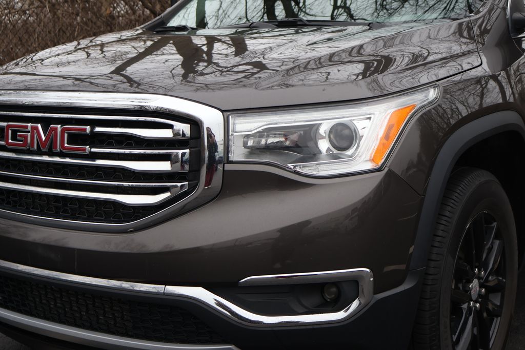 Thumbnail: 2019 GMC Acadia - 3
