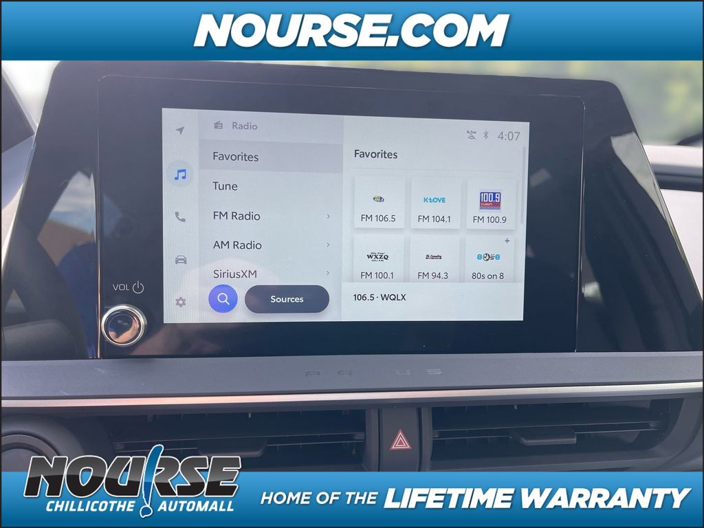 2025 Toyota Prius Limited photo