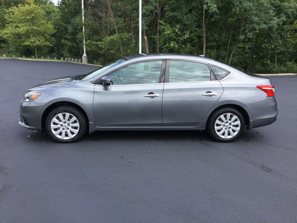 Thumbnail: 2017 Nissan Sentra - 2