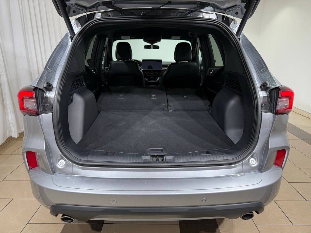 Thumbnail: 2024 Ford Escape - 12