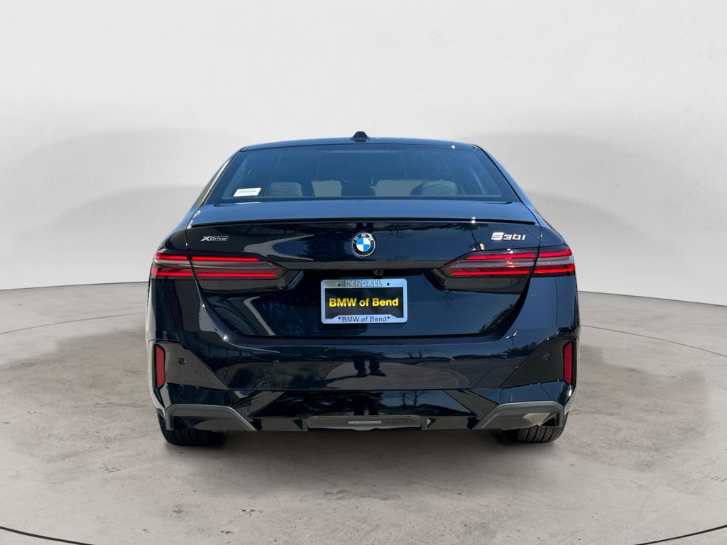 Used 2025 Black BMW 530i xDrive image 6