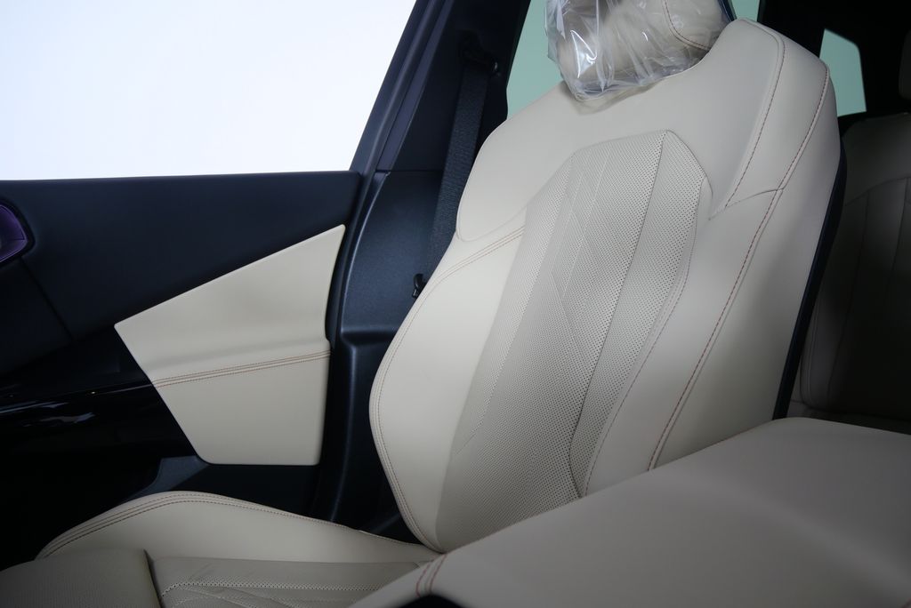 Thumbnail: 2026 BMW X3 - 21