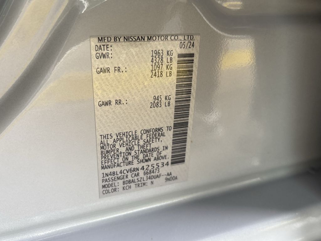Used 2024 Nissan Altima Sedan