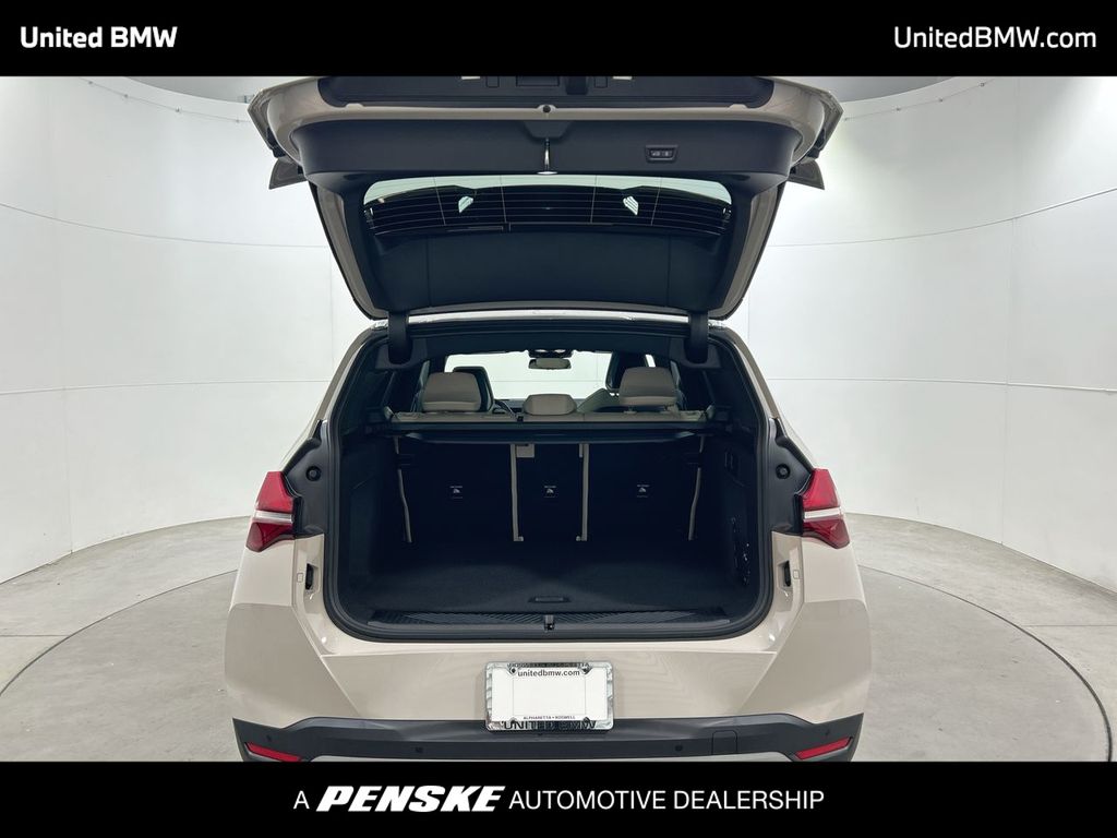 Thumbnail: 2026 BMW X3 - 22