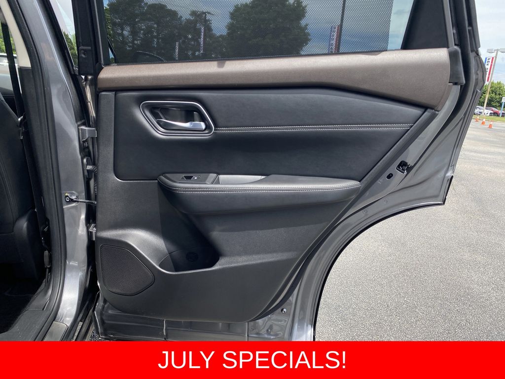 Used 2023 Nissan Rogue SUV