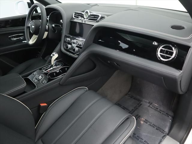 Thumbnail: 2025 Bentley Bentayga - 18