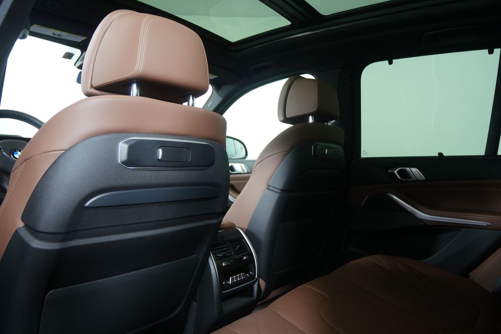 Thumbnail: 2024 BMW X5 - 16