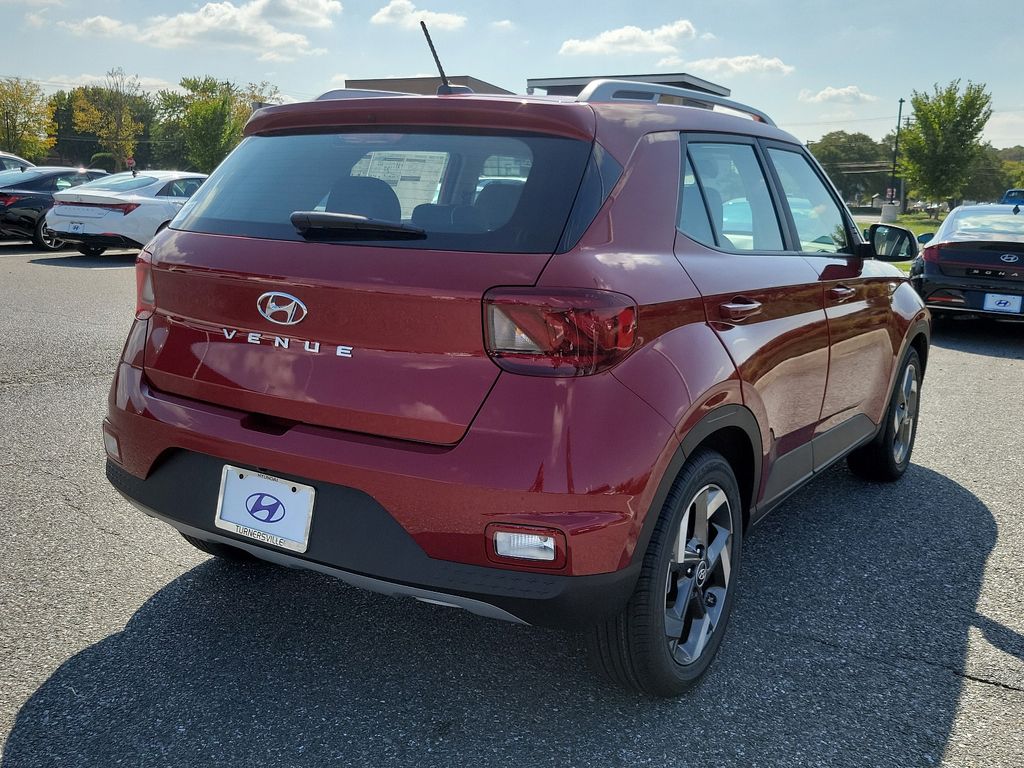 Thumbnail: 2024 Hyundai Venue - 4