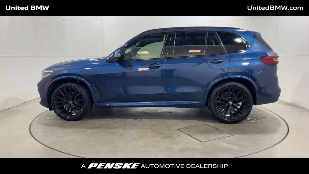 Thumbnail: 2022 BMW X5 - 5