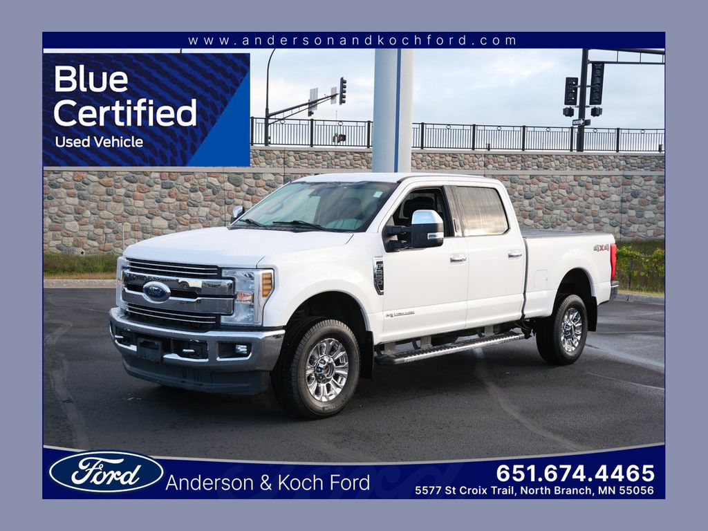 White Platinum Metallic Tri-Coat 2018 Ford F-250 Super Duty Pickup Truck Four-Wheel Drive 6-Speed Automatic