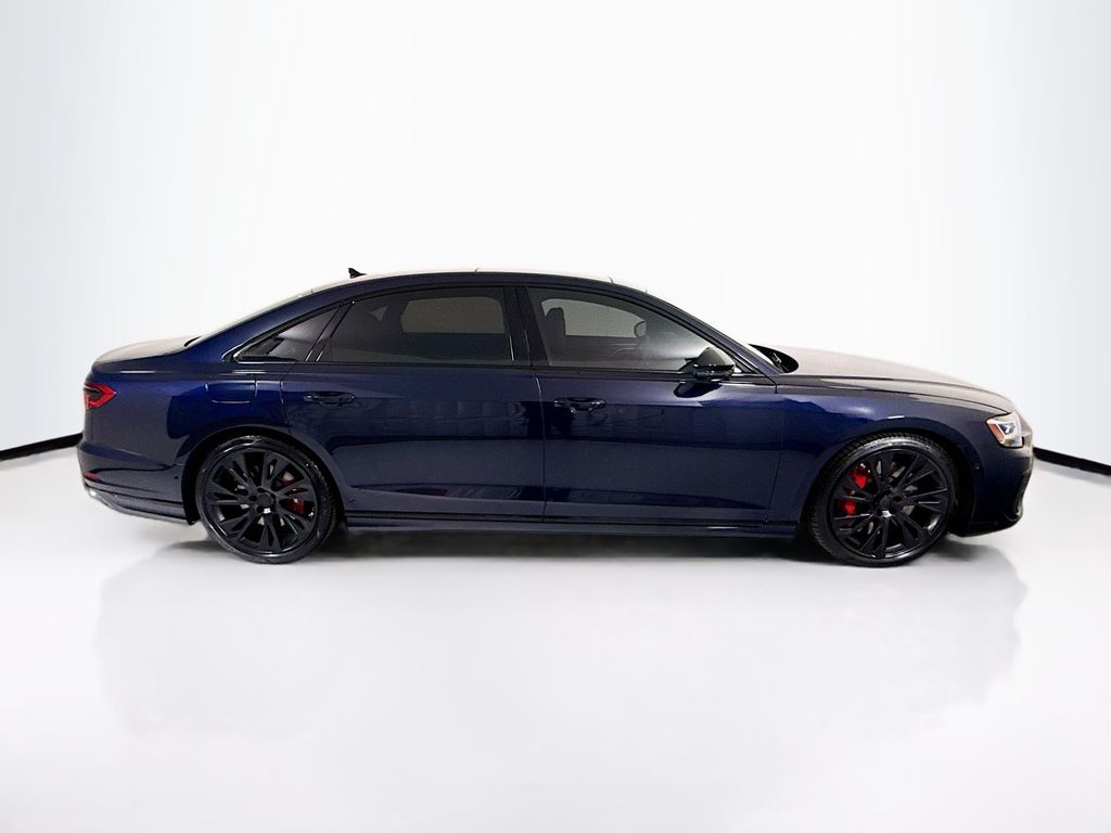Thumbnail: 2026 Audi S8 - 4