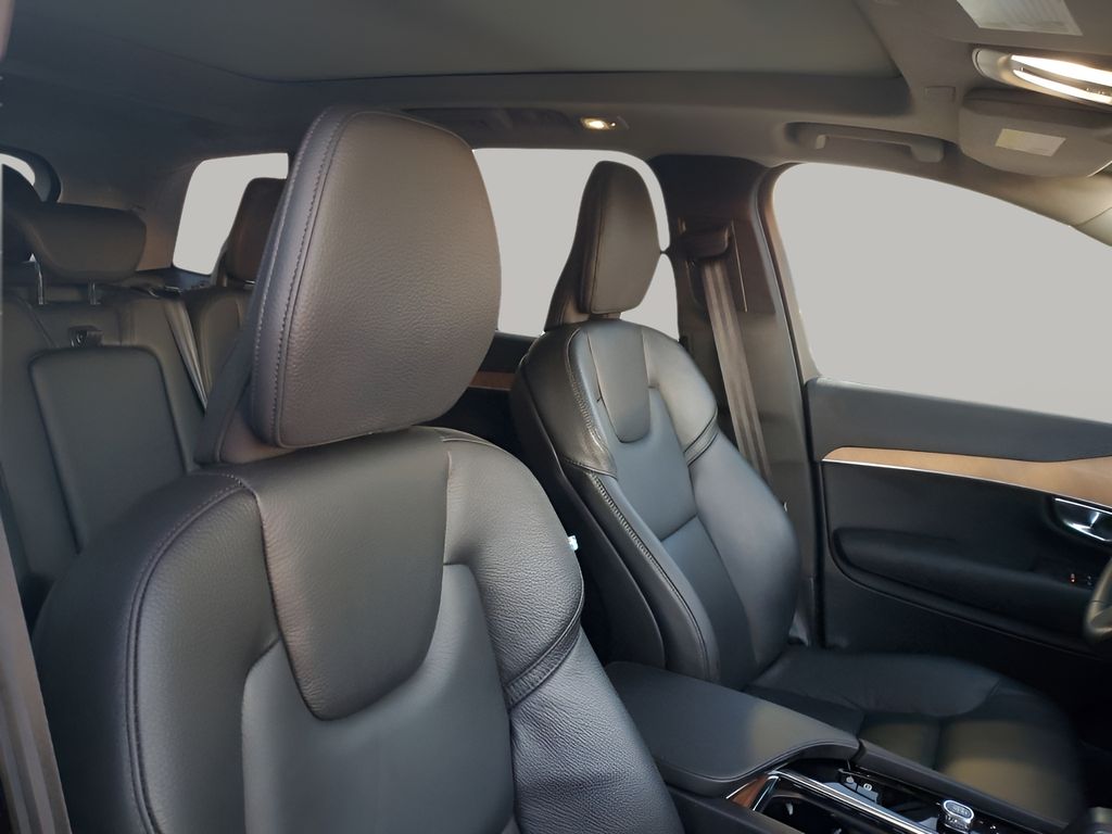 Used Car 2023 Volvo Xc90  B6 Plus 7-seater For Sale Under $40,000 In Austin, Texas