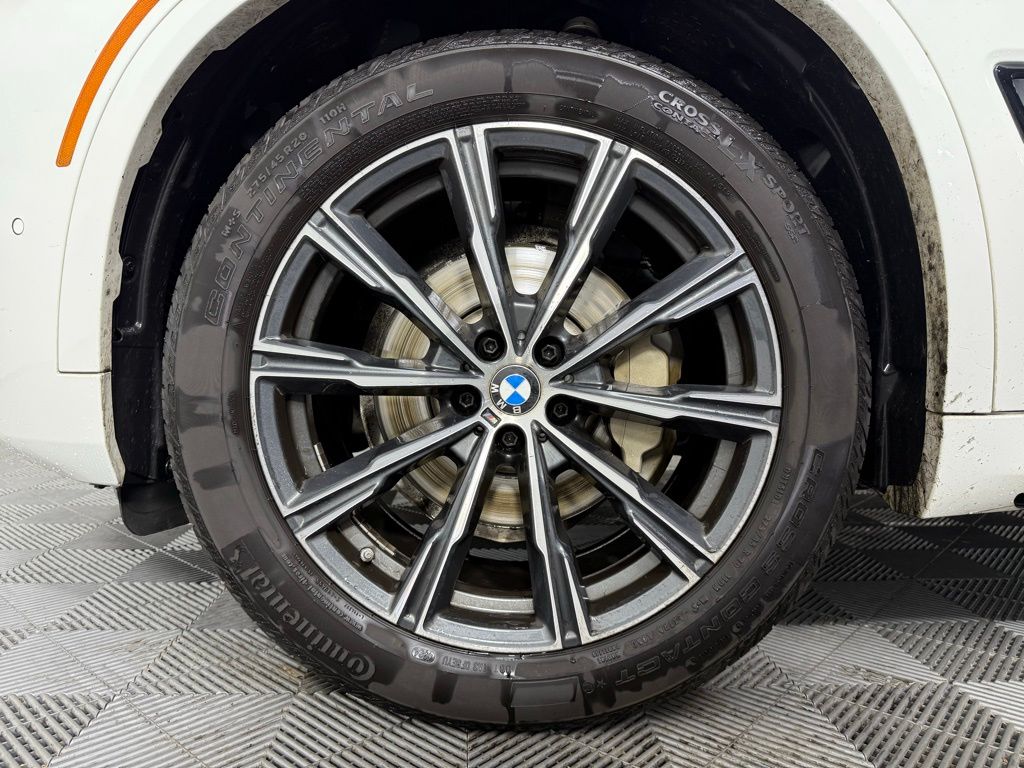 Thumbnail: 2023 BMW X5 - 9