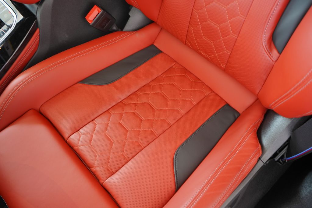 2025 BMW X4 M 11