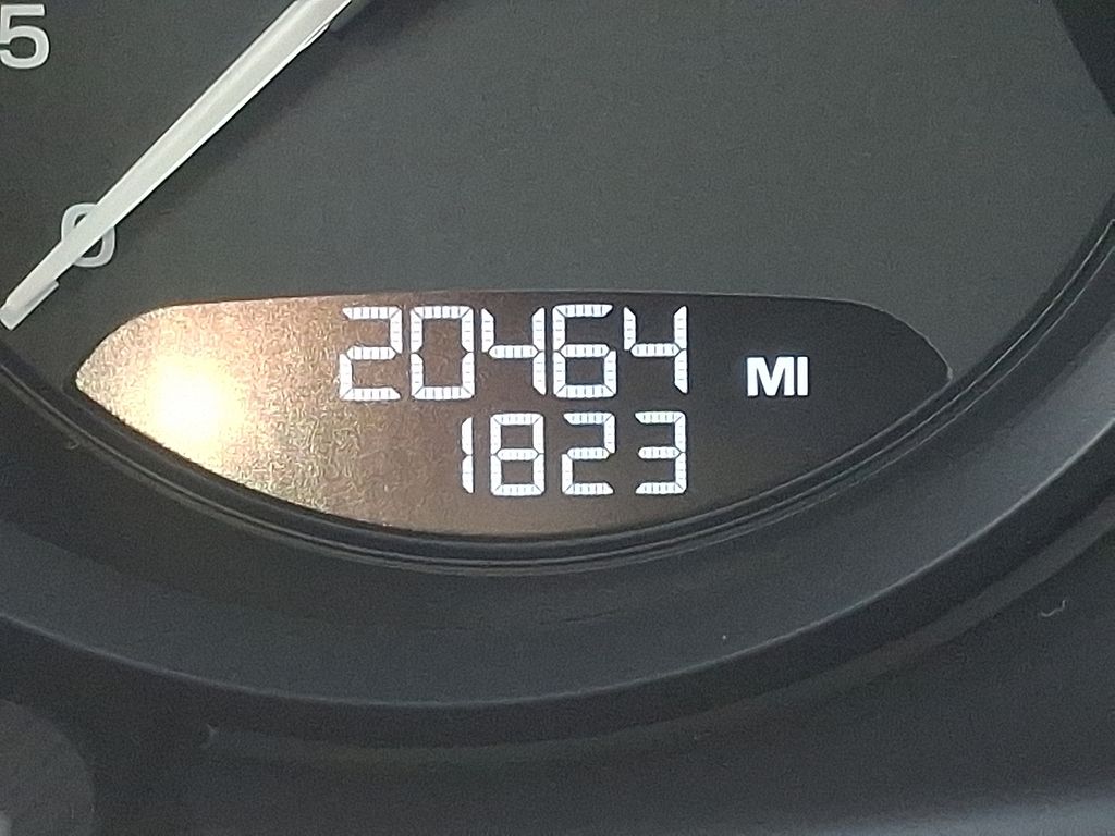 Thumbnail: 2023 Porsche Macan - 22