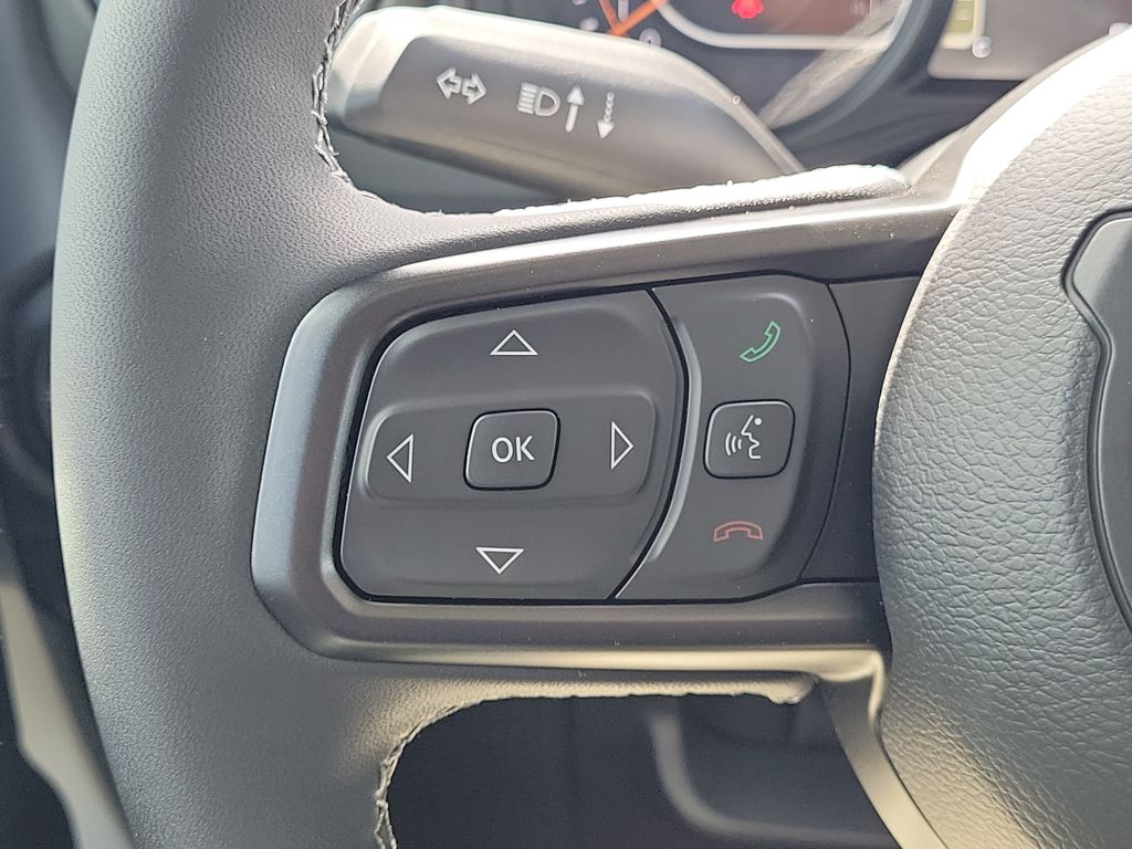 New 2026 White Jeep Mojave image 28