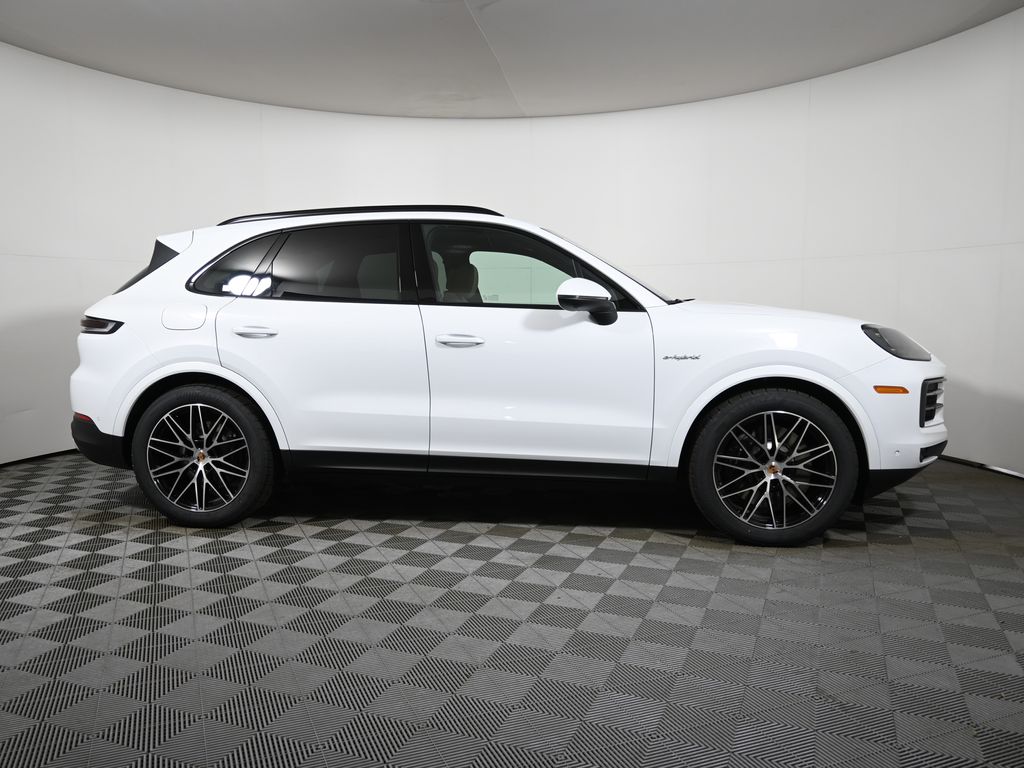 Thumbnail: 2026 Porsche Cayenne - 8