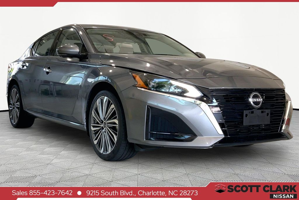 2024 Nissan Altima 2.5 SL