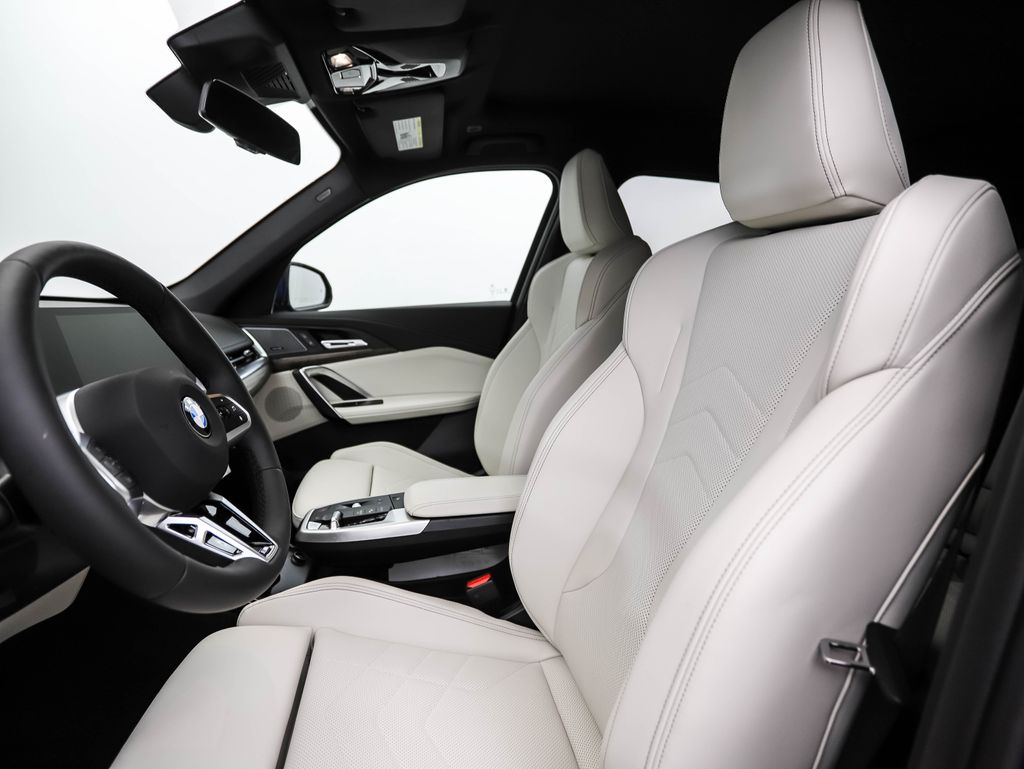 Thumbnail: 2026 BMW X1 - 11