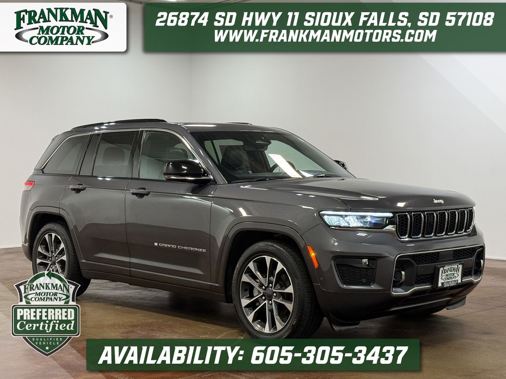 Baltic Gray Metallic Clearcoat 2024 Jeep Grand Cherokee SUV / Crossover Four-Wheel Drive 8-Speed Automatic