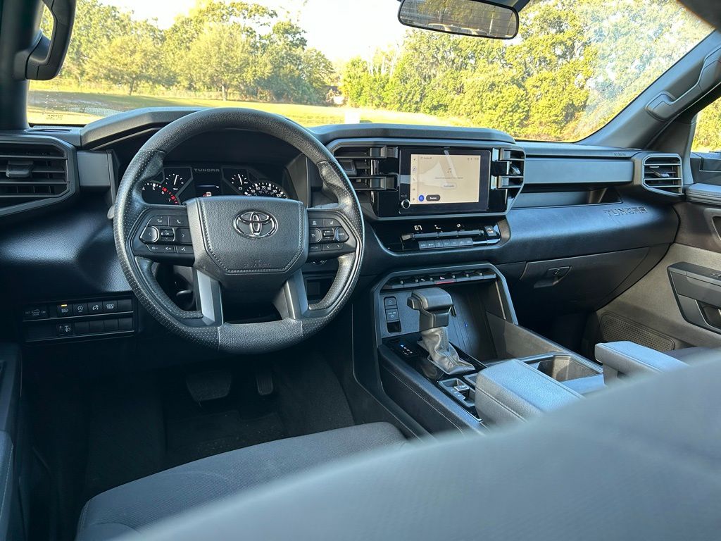 Thumbnail: 2025 Toyota Tundra - 12