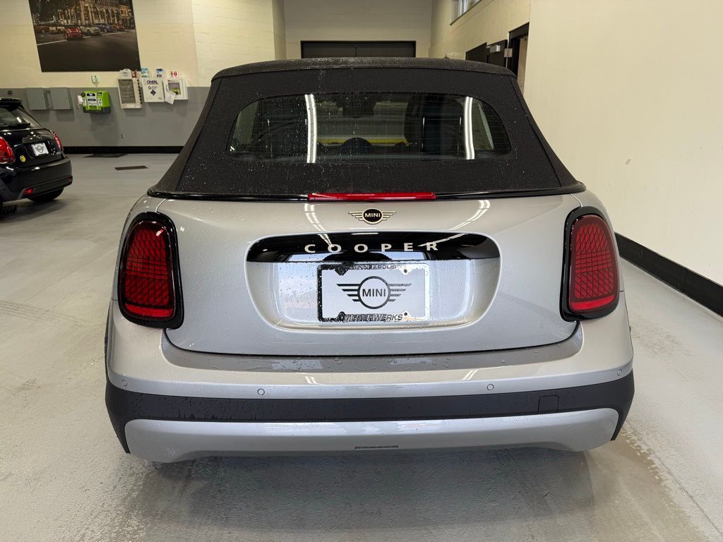 Thumbnail: 2026 MINI Cooper - 4