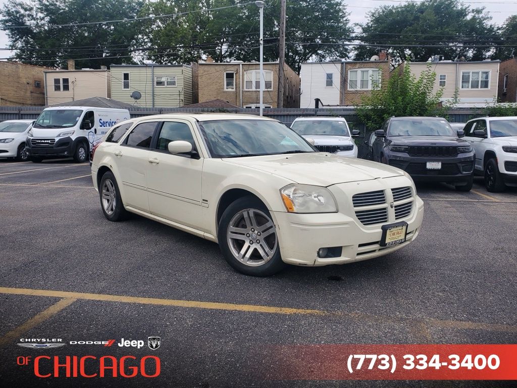 2005 Dodge Magnum R/T RWD