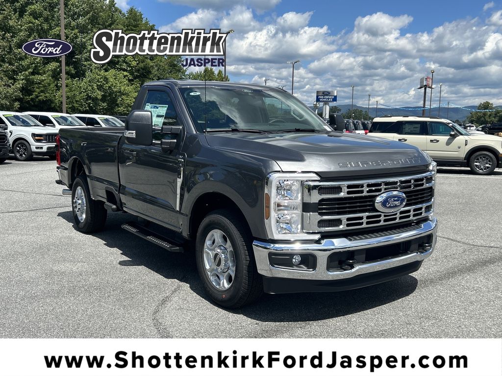 Carbonized Gray Metallic 2026 Ford F-250 Super Duty Pickup Truck 4X2 Automatic