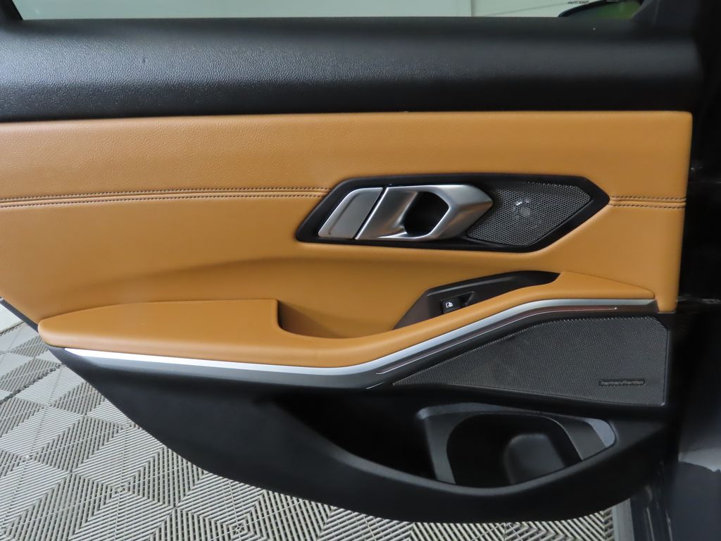 Thumbnail: 2020 BMW 3 Series - 27