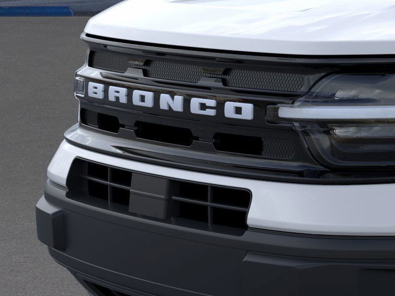 2024 Ford Bronco Sport Outer Banks 18