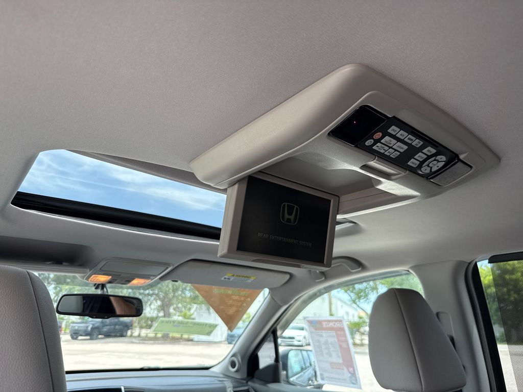 Used 2016  Honda EX-L image 7