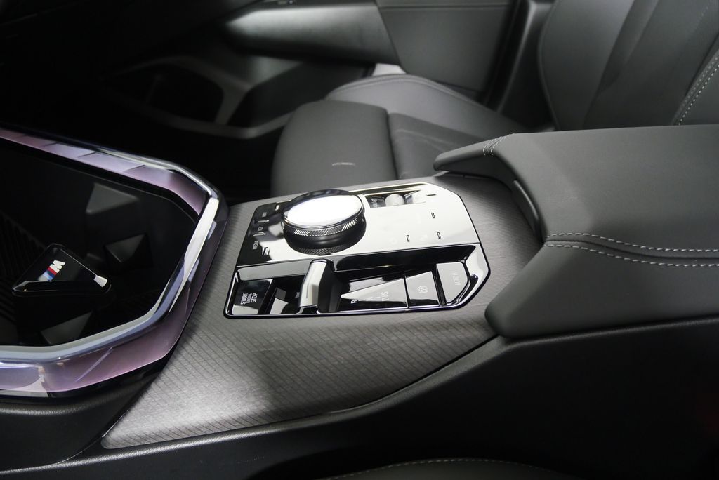 Thumbnail: 2025 BMW X3 - 20