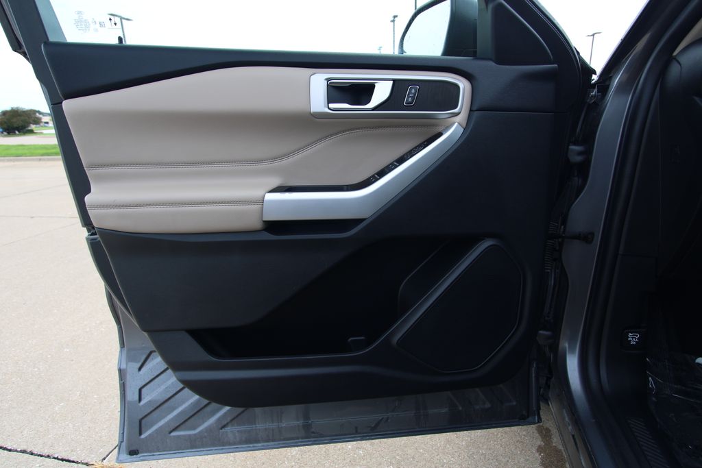 Used 2022 Ford Explorer SUV
