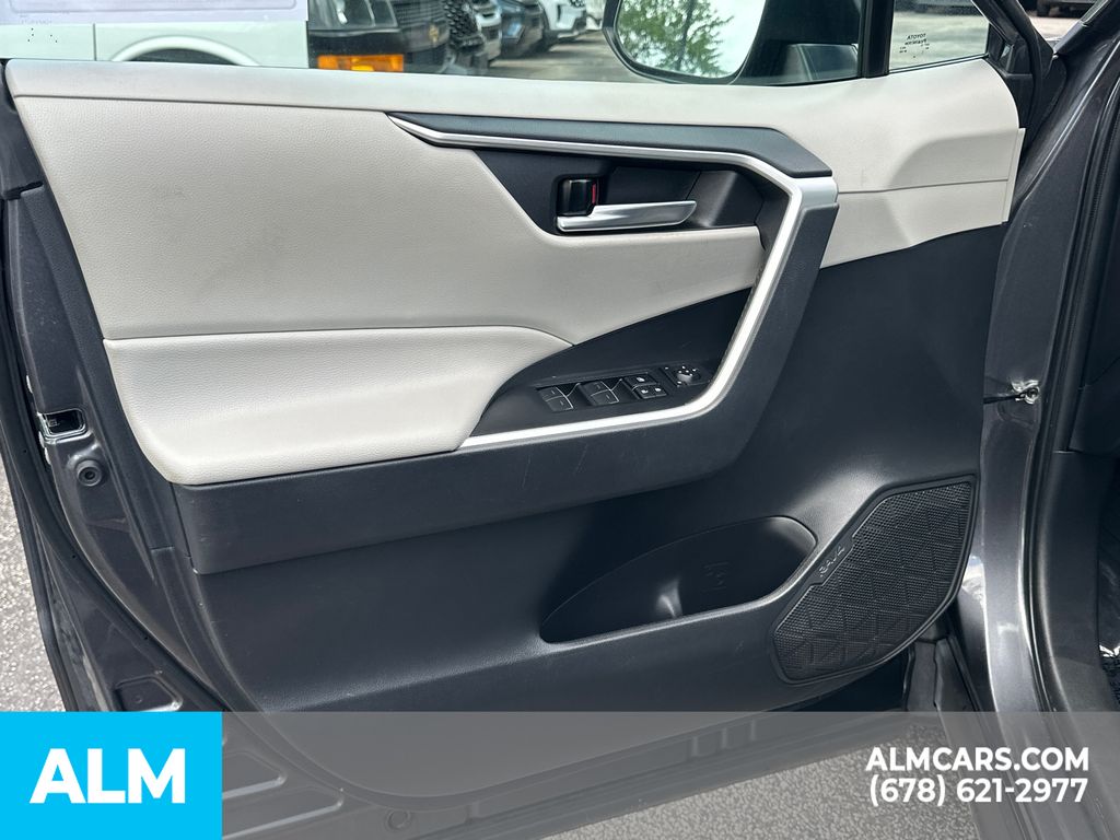Used 2024 Gray Toyota XLE Premium image 11