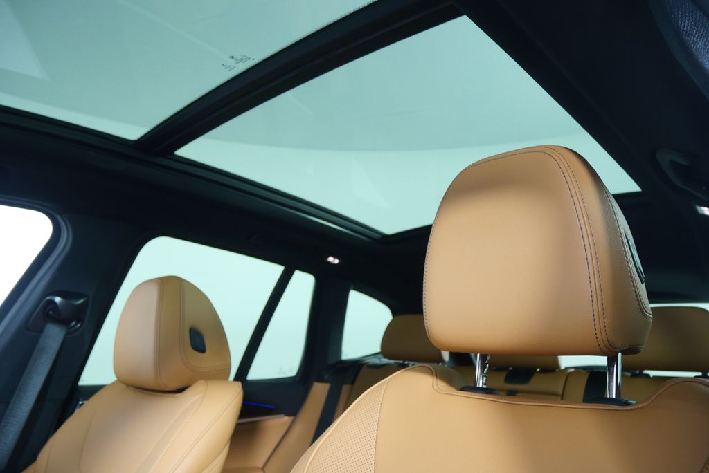 2022 BMW X3 sDrive30i 12