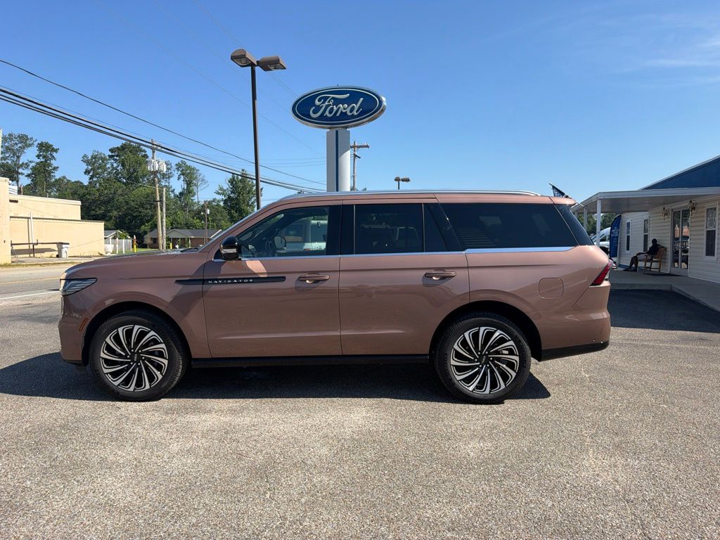 Red (Copper Metallic) 2025 Lincoln Navigator SUV / Crossover Four-Wheel Drive Automatic