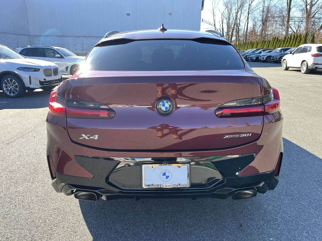 Thumbnail: 2023 BMW X4 - 24