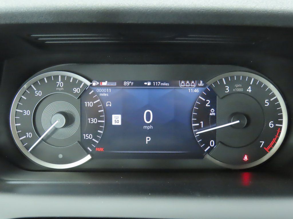 Thumbnail: 2023 Land Rover Discovery Sport - 31