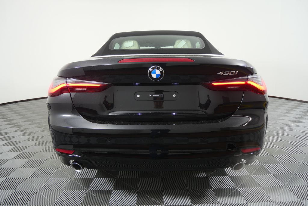 Thumbnail: 2026 BMW 4 Series - 5